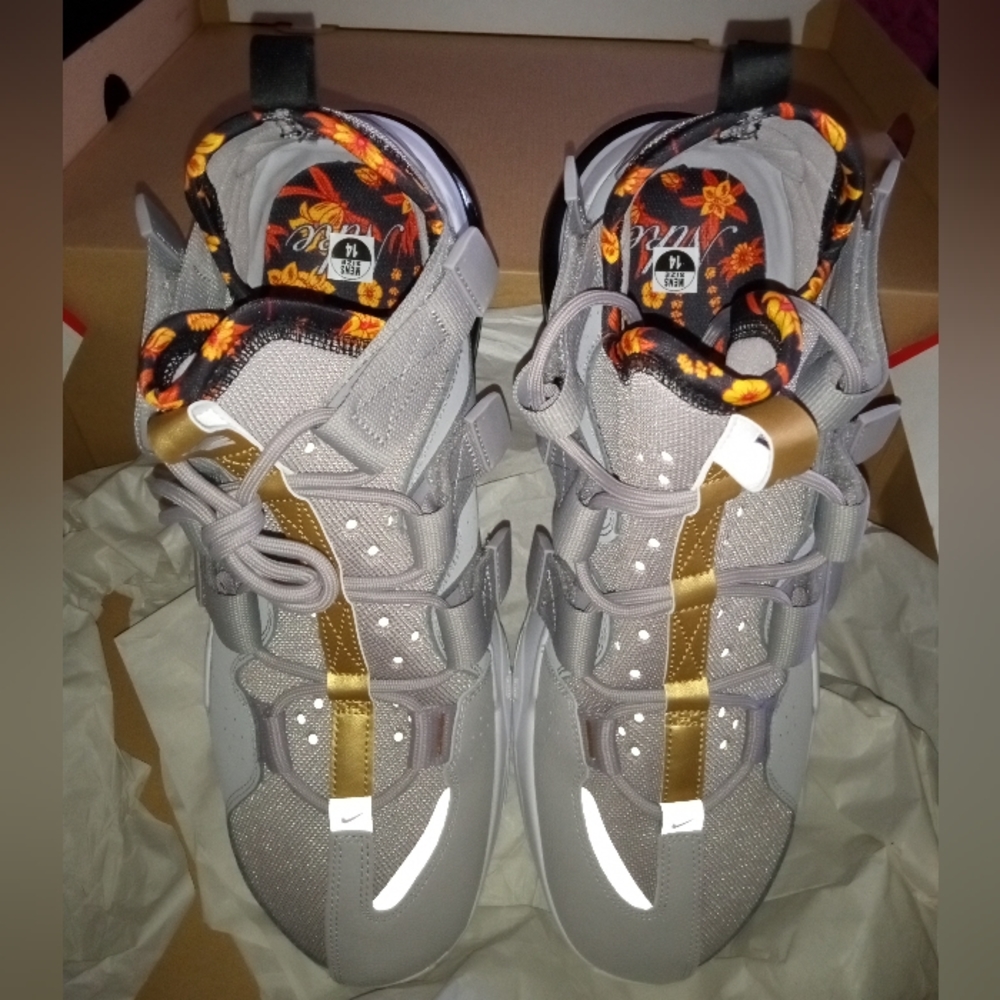 Nike Air Force Edge 270